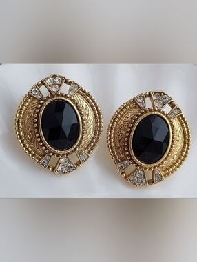 Vintage Black Onyx Clear Rhinestone Gold Tone Earrings